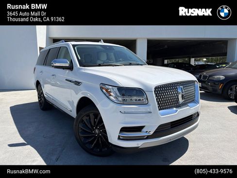 Used 2021 Lincoln Navigator Black Label w/ Cargo Convenience Package AWD/4WD image 1