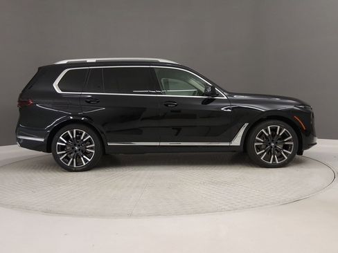 New 2026 BMW X7 xDrive40i image 6