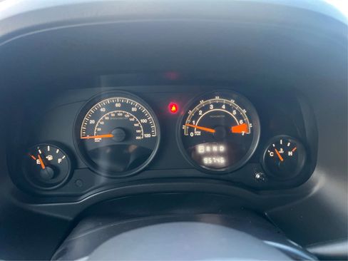 Used 2015 Jeep Patriot High Altitude AWD/4WD image 19