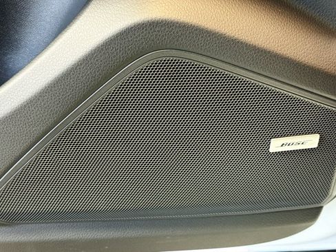 Certified 2026 Porsche Cayenne AWD/4WD image 12