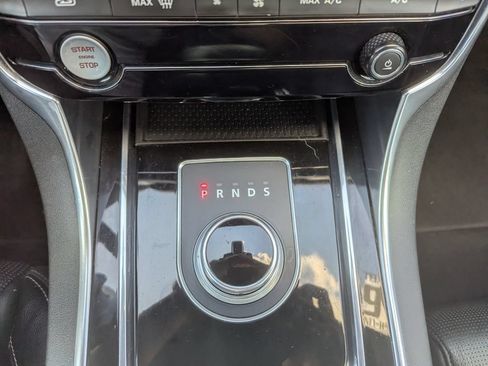 Used 2016 Jaguar XF R-Sport AWD/4WD image 26