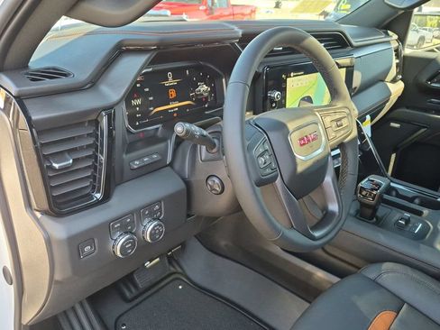 New 2026 GMC Sierra 1500 AT4 w/ Technology Package AWD/4WD image 11