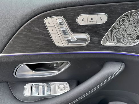 New 2026 Mercedes-Benz GLS 450 4MATIC image 22