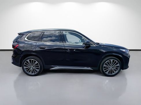 New 2026 BMW X1 xDrive28i w/ Technology Package AWD/4WD image 2