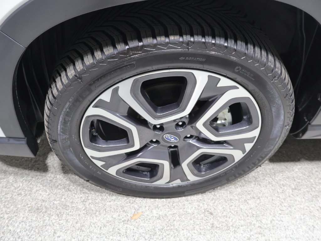 Used 2025 Subaru Ascent Limited AWD/4WD image 9