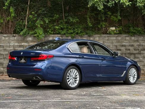 Used 2021 BMW 530i xDrive w/ Convenience Package AWD/4WD image 4