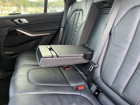 Used 2019 BMW X5 xDrive40i w/ Premium Package 2 image 32