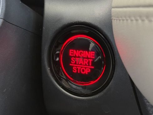 Used 2025 Honda HR-V LX image 25