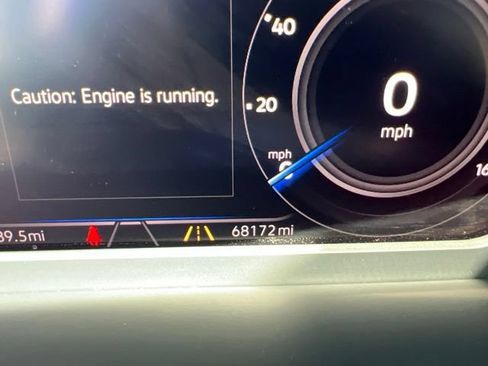 Used 2019 Volkswagen Tiguan SEL Premium AWD/4WD image 12
