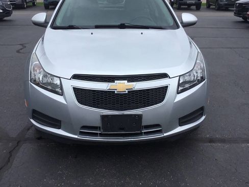 Used 2014 Chevrolet Cruze LT FWD image 8