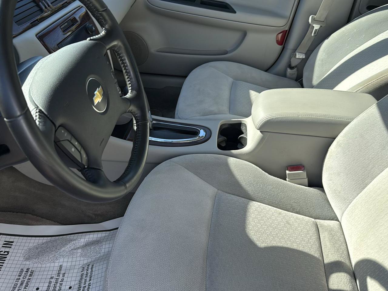 Used 2011 Chevrolet Impala LT FWD image 11