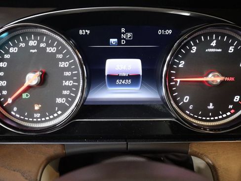 Certified 2018 Mercedes-Benz E 400 4MATIC Sedan image 15