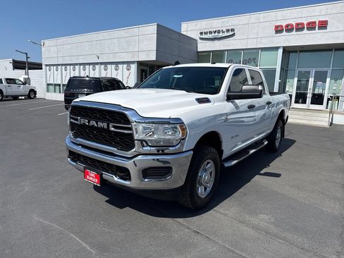 Certified 2020 RAM 2500 Tradesman w/ Safety Group AWD/4WD image 3