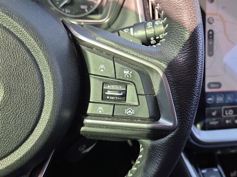 Used 2020 Subaru Outback Limited image 21