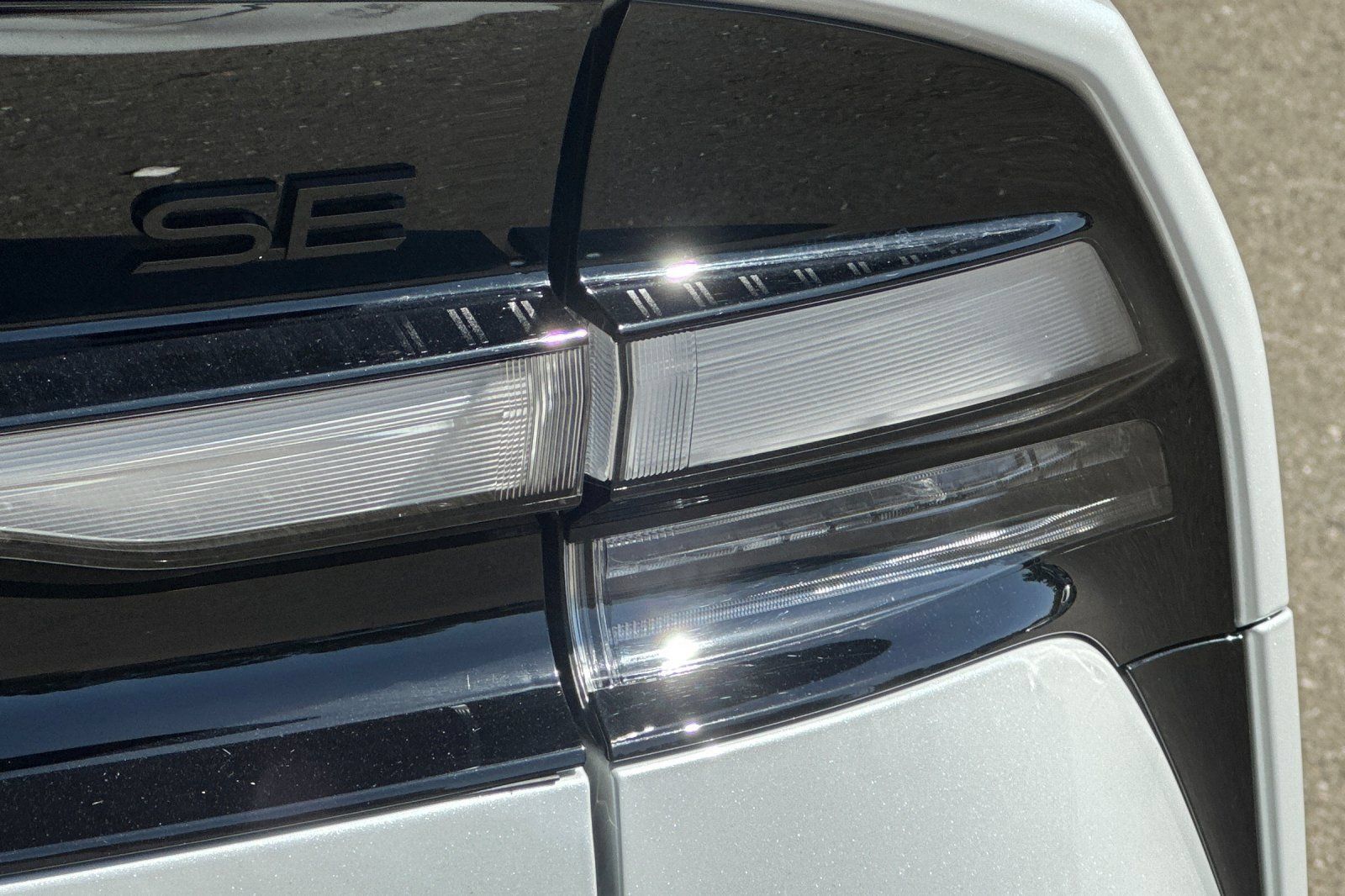 Certified 2026 Toyota Prius Plug-In Hybrid FWD image 50