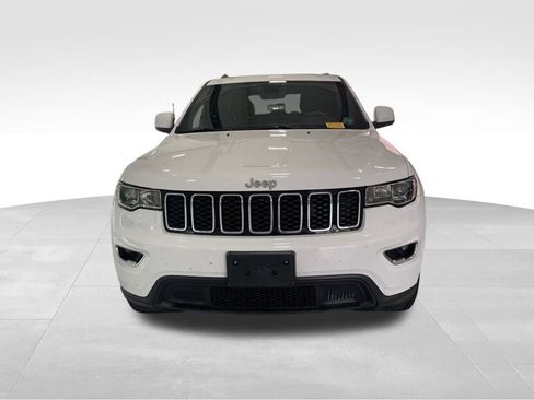 Used 2020 Jeep Grand Cherokee Laredo image 7