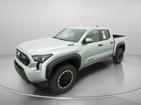 New 2025 Toyota Tacoma TRD Off-Road image 2