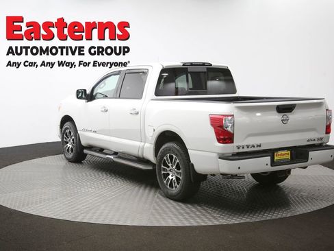 Used 2020 Nissan Titan SV w/ SV Convenience Package image 67