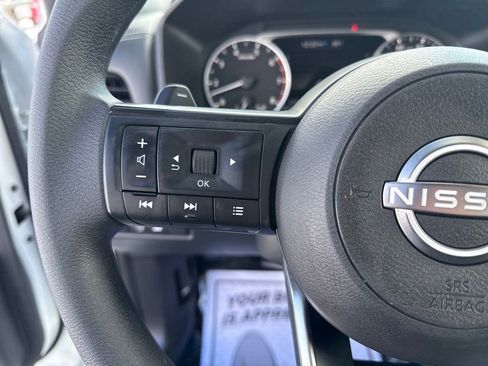 Certified 2024 Nissan Rogue SV image 25