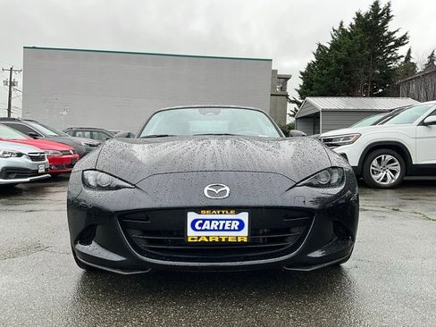 Used 2024 MAZDA MX-5 Miata RF Grand Touring image 3