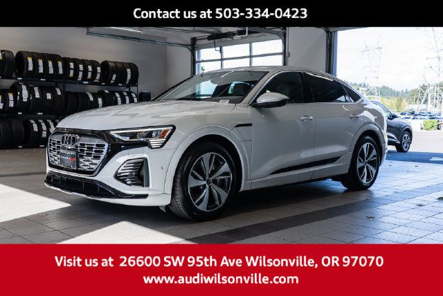 Used 2024 Audi Q8 e-tron Premium Plus w/ Premium Plus Package AWD/4WD image 3