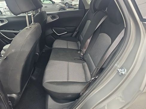 Used 2025 Kia Soul LX w/ LX Technology Package image 19