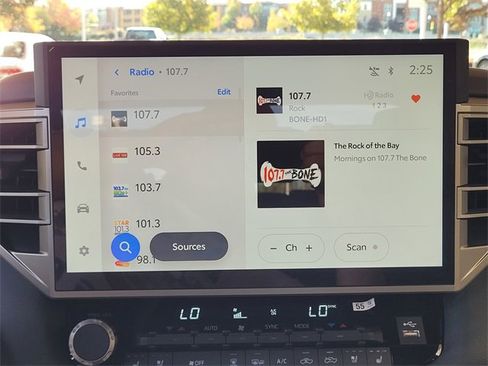 Used 2025 Toyota Tundra Limited image 24