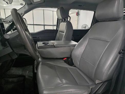 Used 2024 Ford F250 XL AWD/4WD image 13
