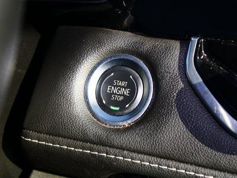 Used 2024 Chevrolet Colorado LT w/ LT Convenience Package III image 20