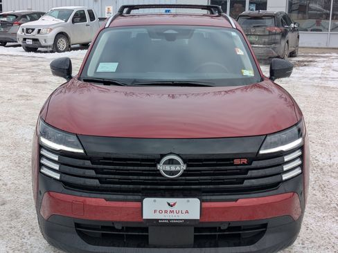 New 2026 Nissan Kicks SR w/ Cold Weather Package image 2