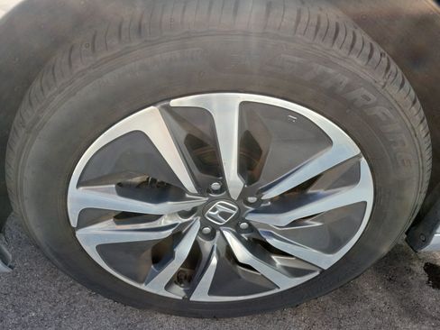 Used 2018 Honda Accord EX image 6