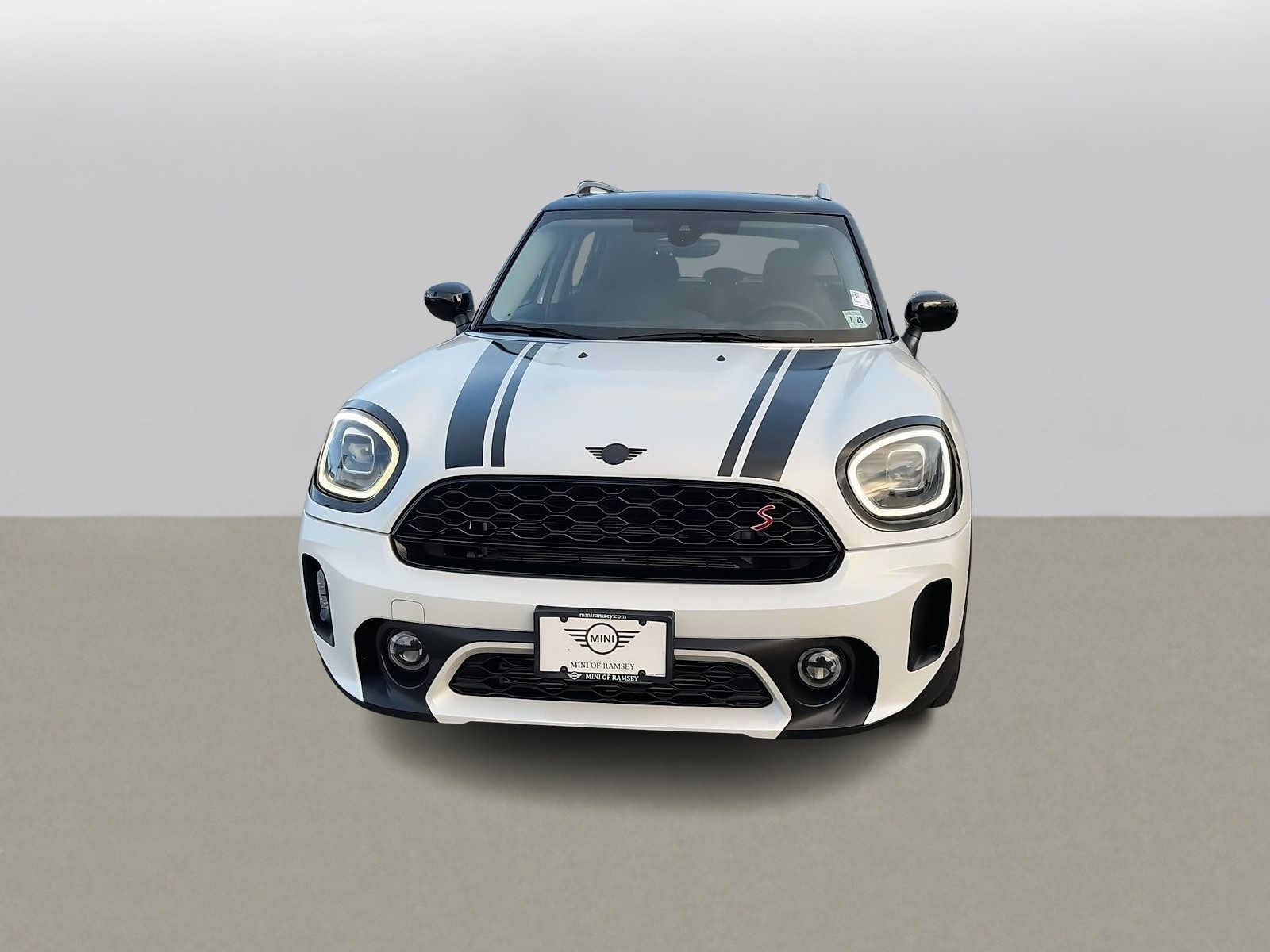 Used 2024 MINI Cooper Countryman S w/ Premium Package AWD/4WD image 3