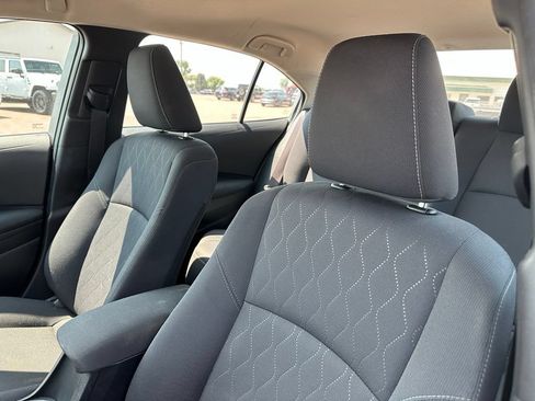 Used 2024 Toyota Corolla LE FWD image 3