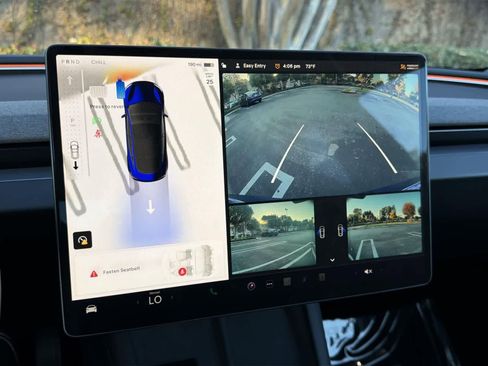 Used 2024 Tesla Model 3 Standard Range image 18