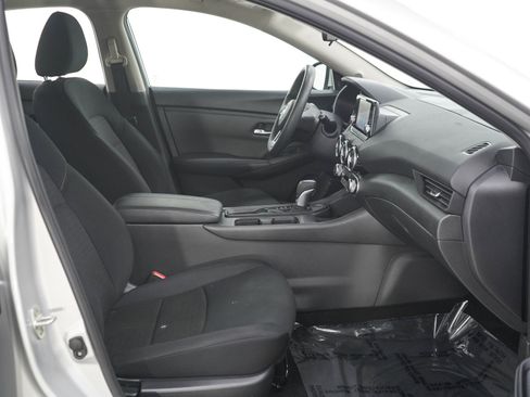 Used 2023 Nissan Sentra S FWD image 11