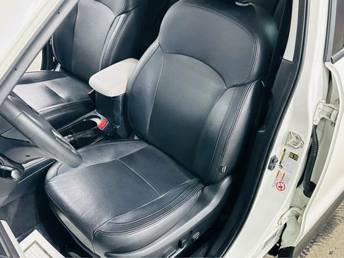 Used 2018 Subaru Forester 2.5i Premium w/ All-Weather Package image 23