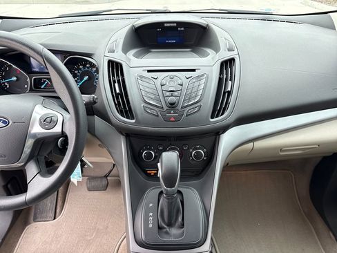 Used 2015 Ford Escape SE image 22