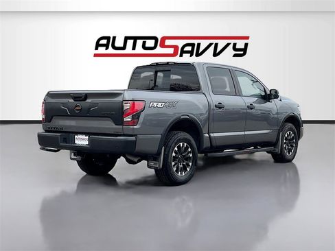 Used 2021 Nissan Titan PRO-4X w/ Pro-4x Convenience Package image 7