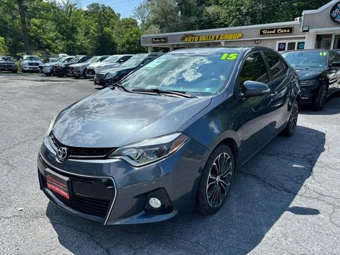Used 2015 Toyota Corolla S w/ Driver Convenience Package FWD image 4