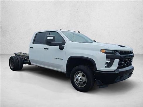 Used 2020 Chevrolet Silverado 3500 W/T w/ WT Convenience Package RWD image 2