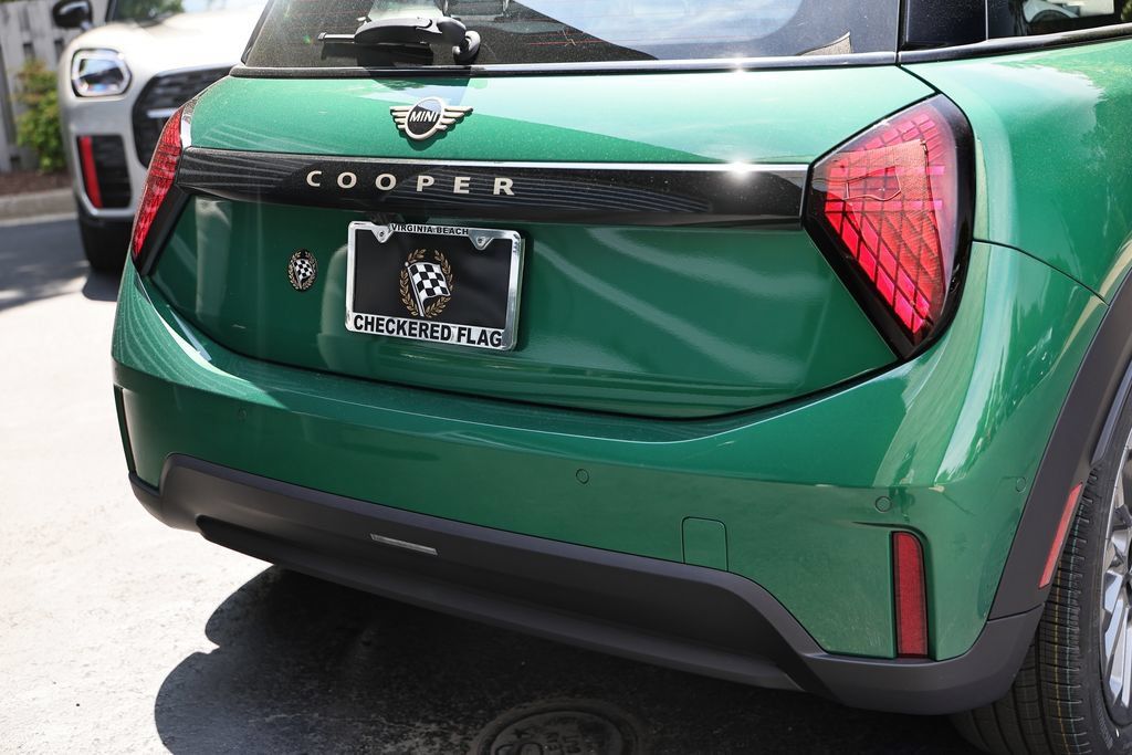 New 2026 MINI Cooper 2-Door Hardtop FWD image 7