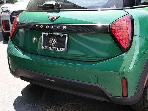 New 2026 MINI Cooper 2-Door Hardtop FWD image 7