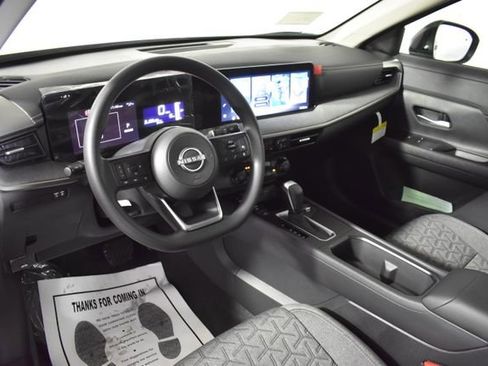 New 2026 Nissan Kicks SV w/ SV Premium Package AWD/4WD image 12