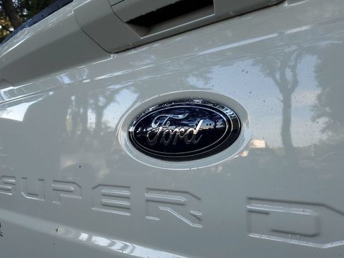Used 2024 Ford F250 Lariat w/ Sport Appearance Package AWD/4WD image 6