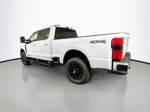 New 2026 Ford F250 Lariat w/ Black Appearance Package image 5