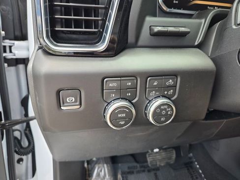 New 2026 GMC Sierra 1500 Denali w/ Denali Reserve Package AWD/4WD image 24