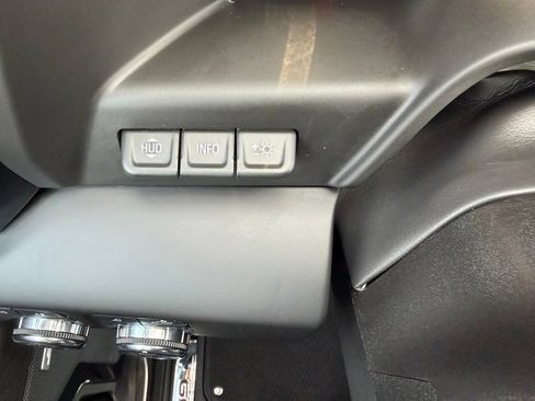 Used 2024 GMC Sierra 2500 AT4 w/ AT4 Premium Plus Package AWD/4WD image 28