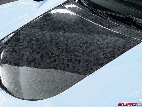 Used 2025 Ferrari Purosangue AWD/4WD image 12