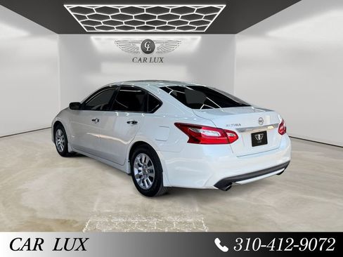 Used 2016 Nissan Altima 2.5 S w/ Power Driver Seat Package FWD image 3