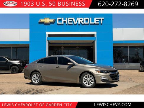 Used 2022 Chevrolet Malibu LT image 1